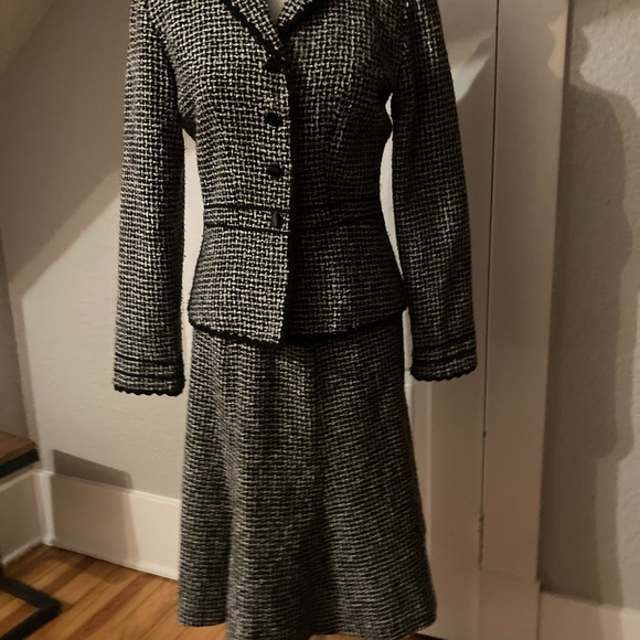 Talbots winter business suit - Picture 14 of 14
